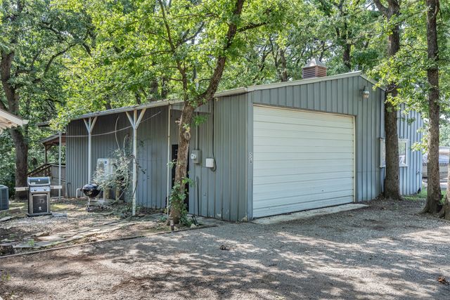 52 Shoreline Road, Pottsboro, TX 75076
