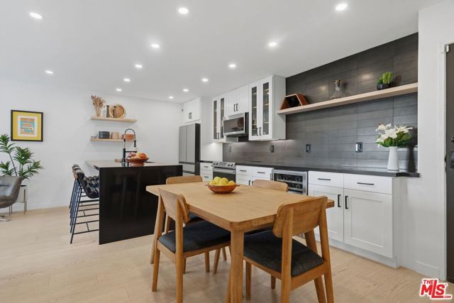 1230 Horn Avenue 305, West Hollywood, CA 90069