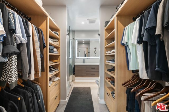 1230 Horn Avenue 305, West Hollywood, CA 90069