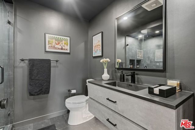 1230 Horn Avenue 305, West Hollywood, CA 90069