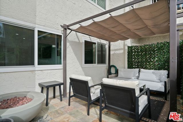 1230 Horn Avenue 305, West Hollywood, CA 90069