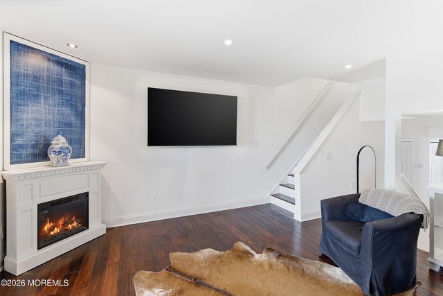 165 Shore Boulevard 14, Keansburg, NJ 07734