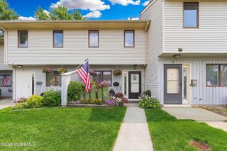 165 Shore Boulevard 14, Keansburg, NJ 07734