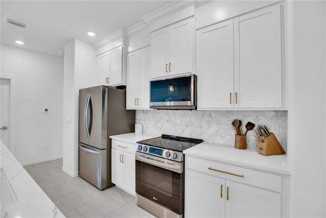 155 52nd Square, Vero Beach, FL 32968