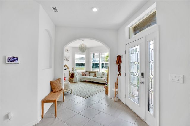 155 52nd Square, Vero Beach, FL 32968