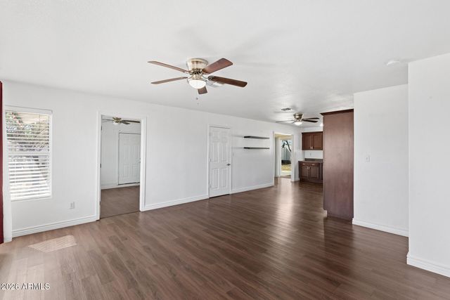 10826 N 72ND Drive, Peoria, AZ 85345