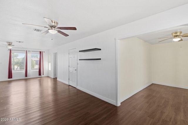 10826 N 72ND Drive, Peoria, AZ 85345