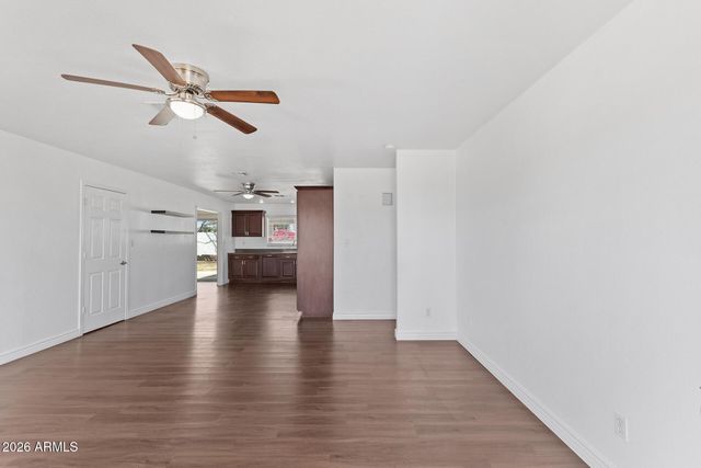 10826 N 72ND Drive, Peoria, AZ 85345