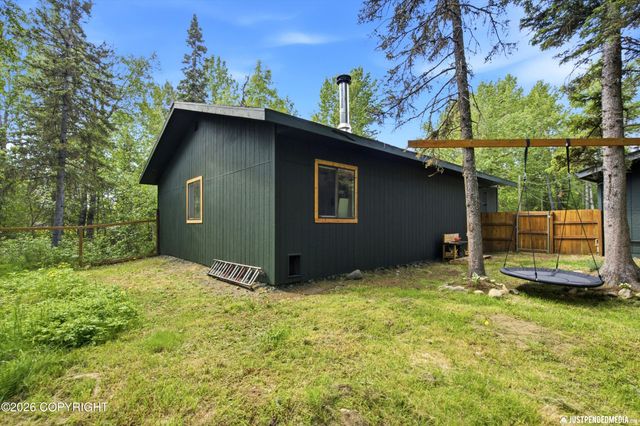 935 N Leatherleaf Loop, Wasilla, AK 99654