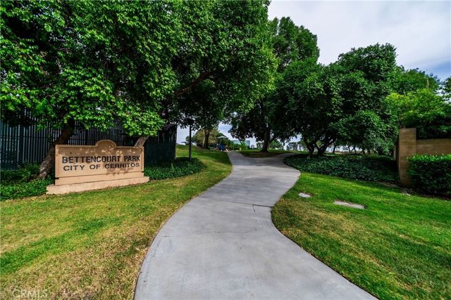 13618 Edgefield Street, Cerritos, CA 90703