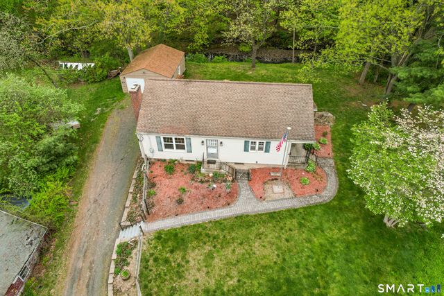 40 Circle Drive, Wallingford, CT 06492