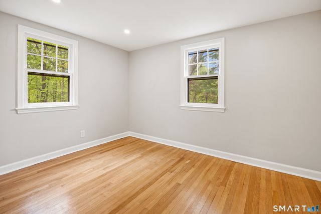 40 Circle Drive, Wallingford, CT 06492