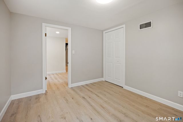 40 Circle Drive, Wallingford, CT 06492