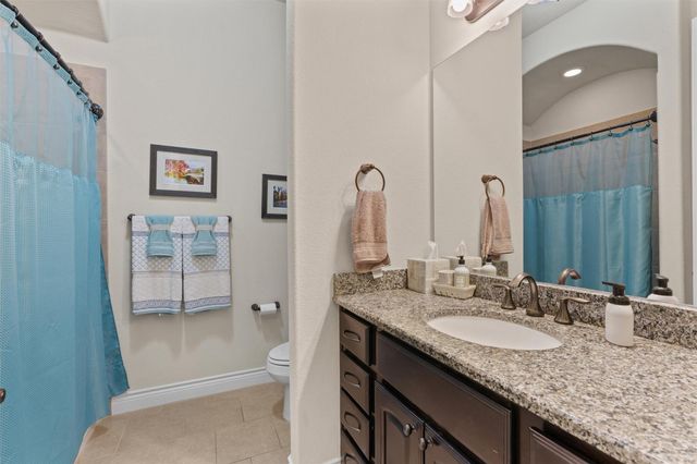 216 Oak Valley CT, Georgetown, TX 78633