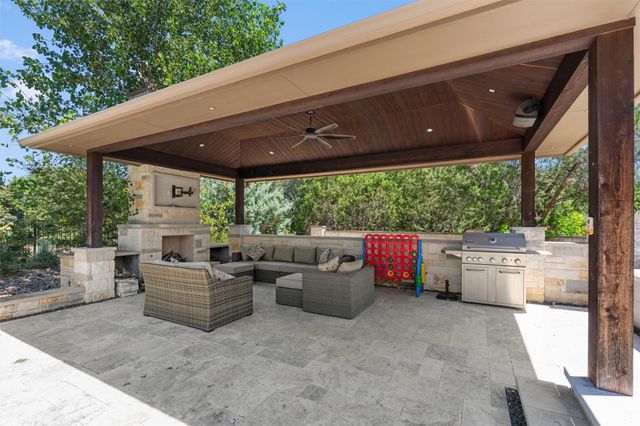 216 Oak Valley CT, Georgetown, TX 78633