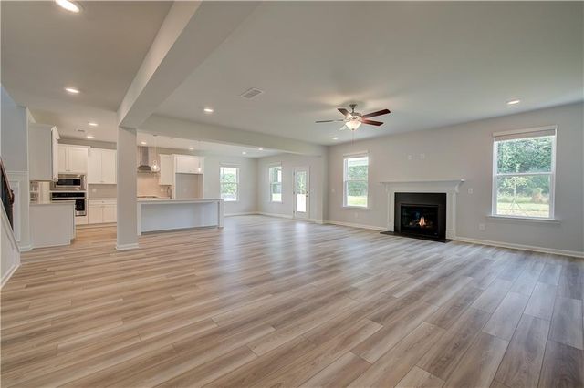 3662 Woody Way, Loganville, GA 30052