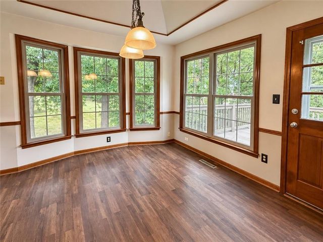 1313 NW Porter Drive, Blue Springs, MO 64015