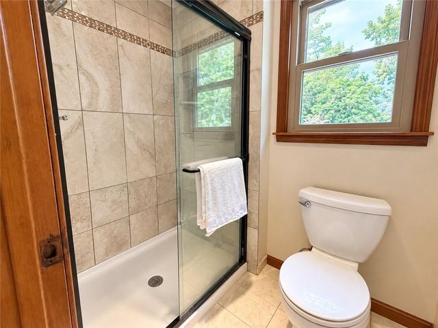 1313 NW Porter Drive, Blue Springs, MO 64015