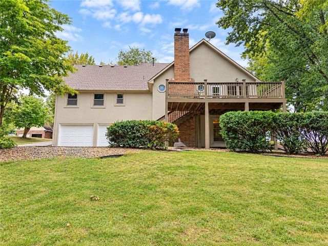 1313 NW Porter Drive, Blue Springs, MO 64015