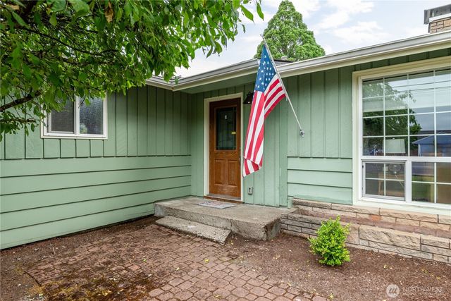 1922 SW Snively Avenue, Chehalis, WA 98532