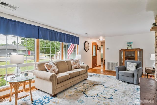 1922 SW Snively Avenue, Chehalis, WA 98532