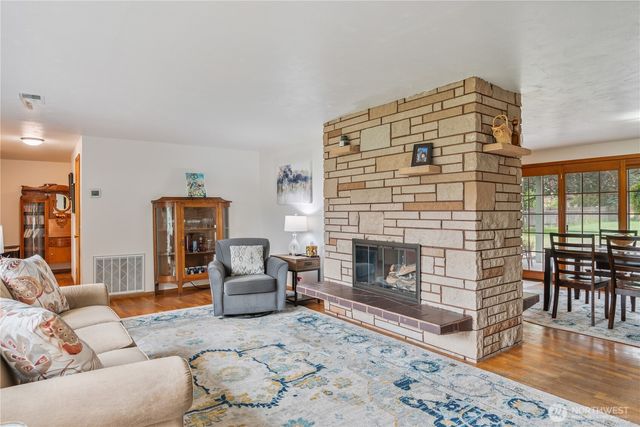 1922 SW Snively Avenue, Chehalis, WA 98532