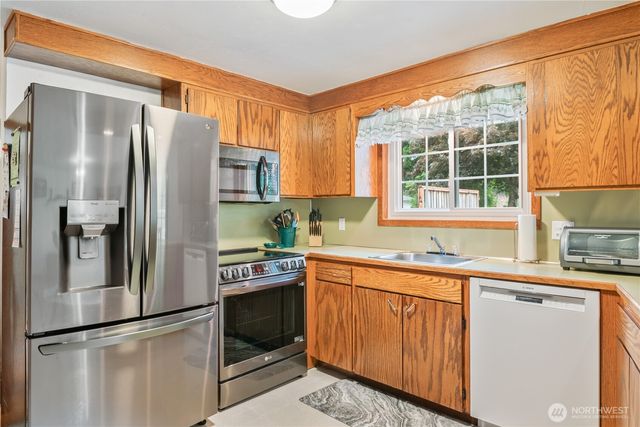 1922 SW Snively Avenue, Chehalis, WA 98532