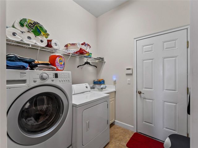 274 MONTELLUNA DRIVE, North Venice, FL 34275