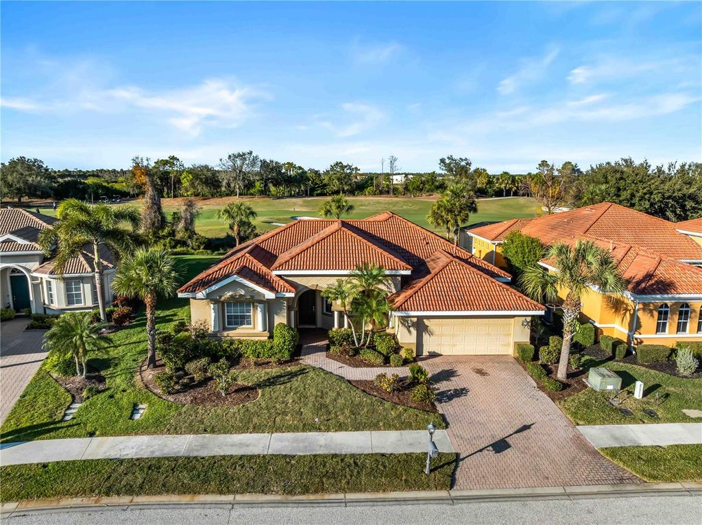 274 MONTELLUNA DRIVE, North Venice, FL 34275