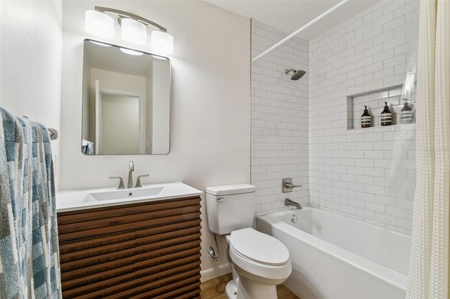 5805 NW 26TH TERRACE, Gainesville, FL 32653