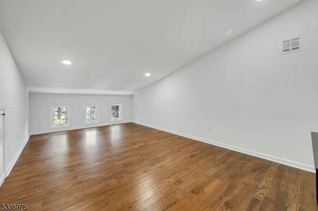 26 Woodland Rd, Mendham Twp., NJ 07960