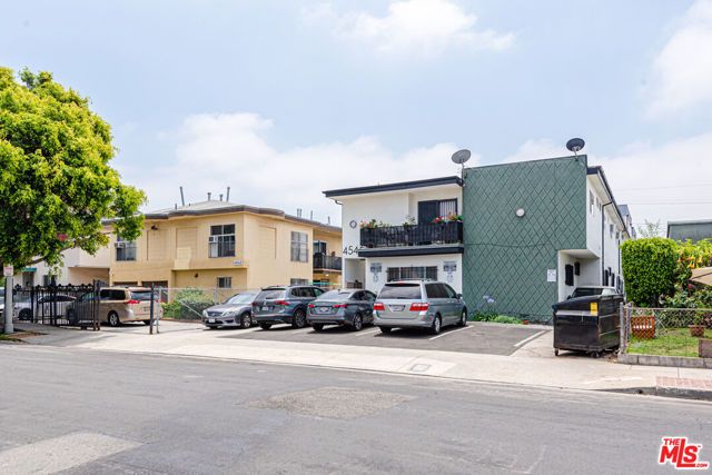 4546 W 17th Street, Los Angeles, CA 90019