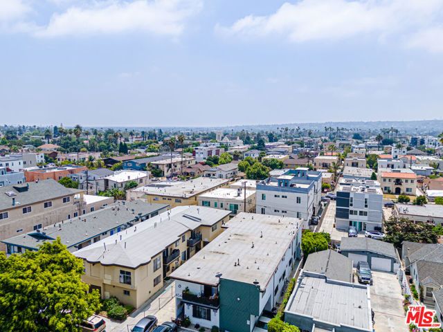 4546 W 17th Street, Los Angeles, CA 90019