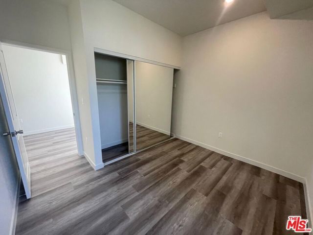 4546 W 17th Street, Los Angeles, CA 90019
