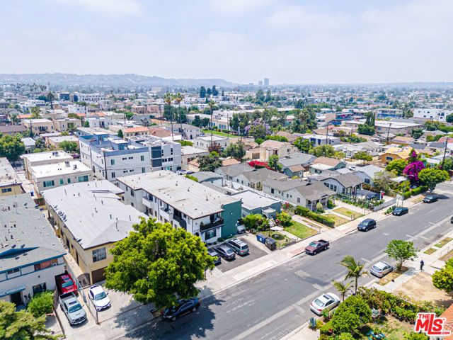 4546 W 17th Street, Los Angeles, CA 90019