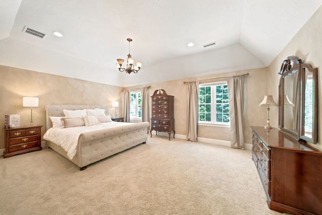 4 Shipley Ct, Middleton, MA 01949