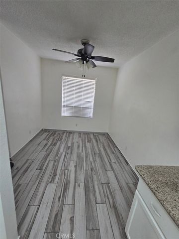 1380 W 48th 33, San Bernardino, CA 92407