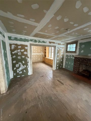 244 Tibbetts Road, Yonkers, NY 10705