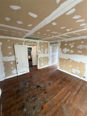 244 Tibbetts Road, Yonkers, NY 10705