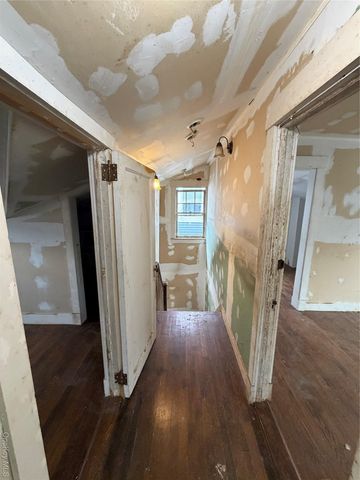 244 Tibbetts Road, Yonkers, NY 10705