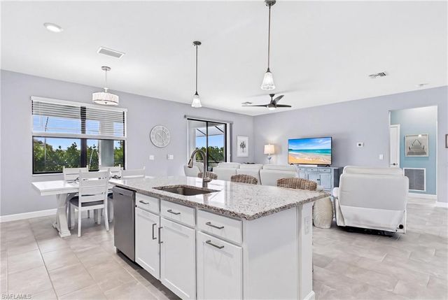 11401 Timber Creek DR, Fort Myers, FL 33913