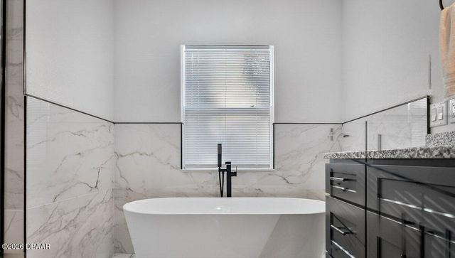 283 Wildwood Drive, New Smyrna Beach, FL 32168