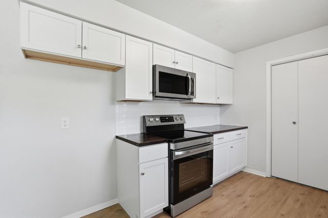 3319 N Dysart Avenue, Springfield, MO 65803