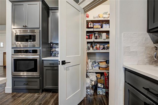 2514 Birmingham Drive, Norman, OK 73071