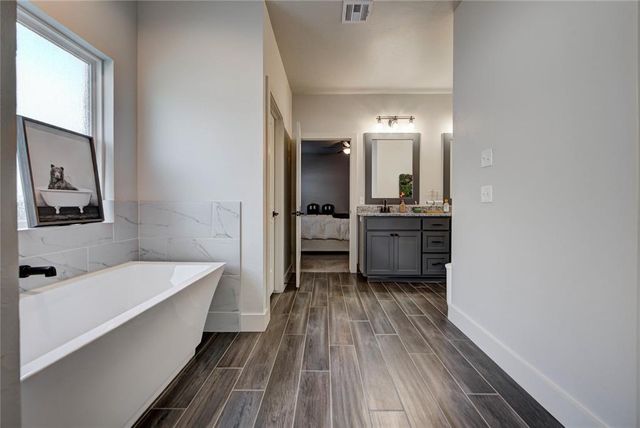 2514 Birmingham Drive, Norman, OK 73071