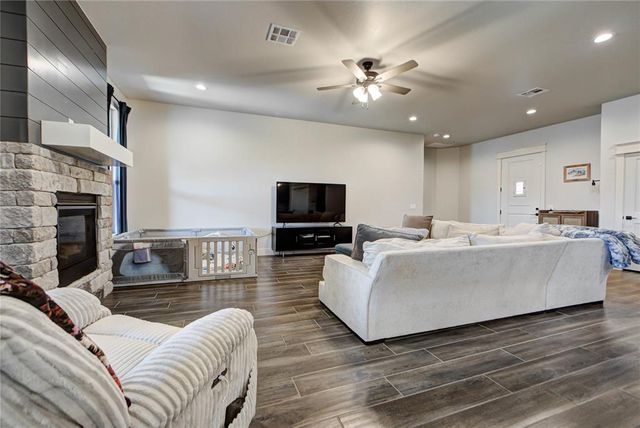 2514 Birmingham Drive, Norman, OK 73071