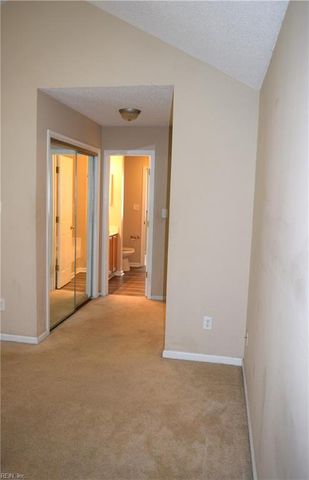 75 Madison CHSE, Hampton, VA 23666
