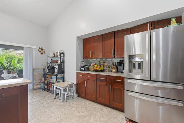 7040 Golf Pointe Circle, Tamarac, FL 33321