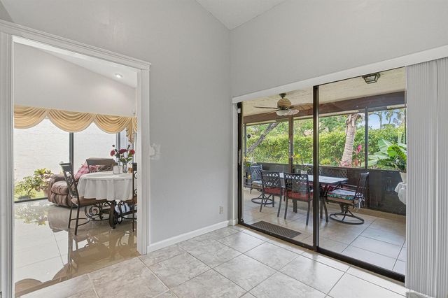 7040 Golf Pointe Circle, Tamarac, FL 33321