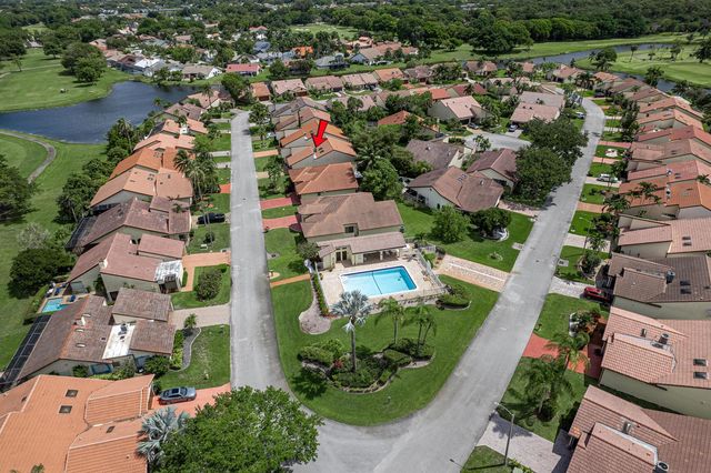7040 Golf Pointe Circle, Tamarac, FL 33321